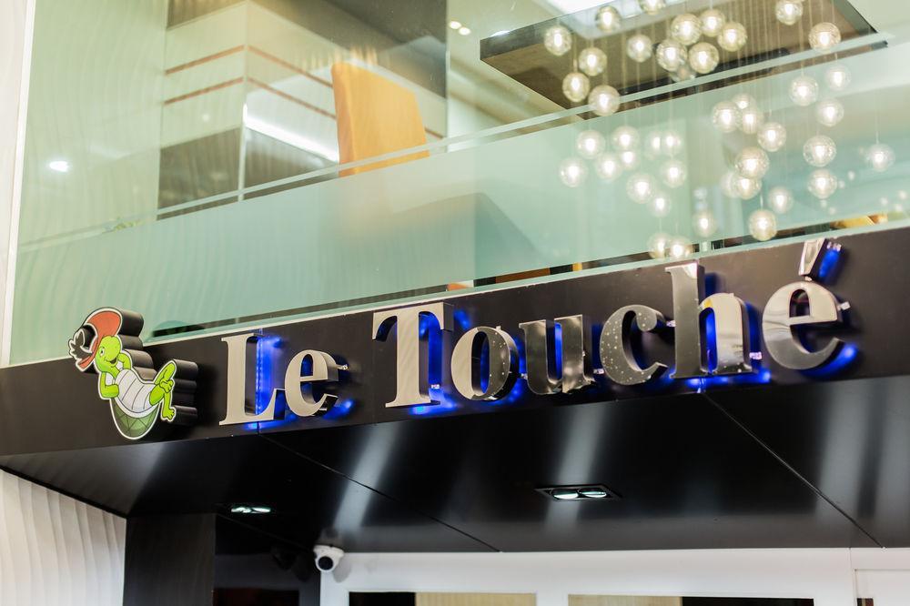 Le Touche Hotel Bangkok Eksteriør billede