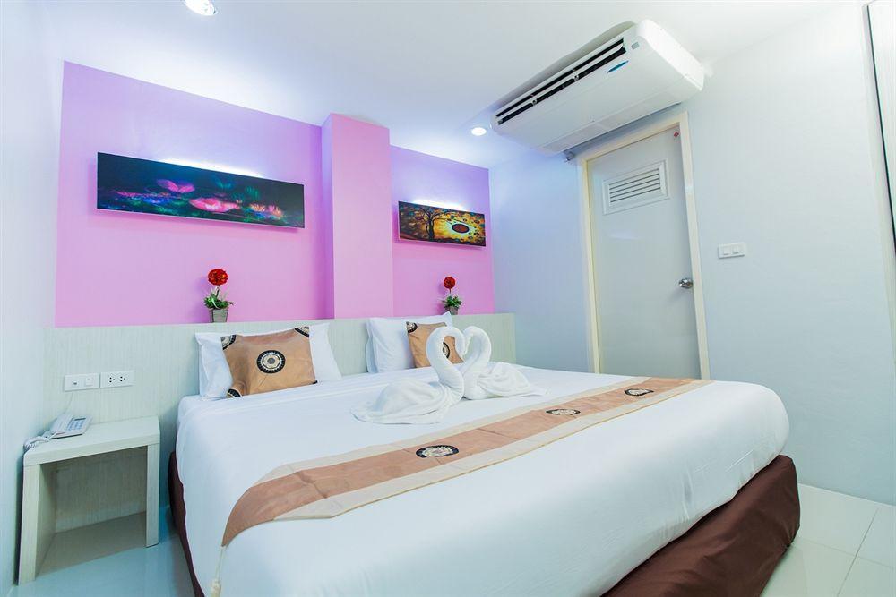 Le Touche Hotel Bangkok Eksteriør billede