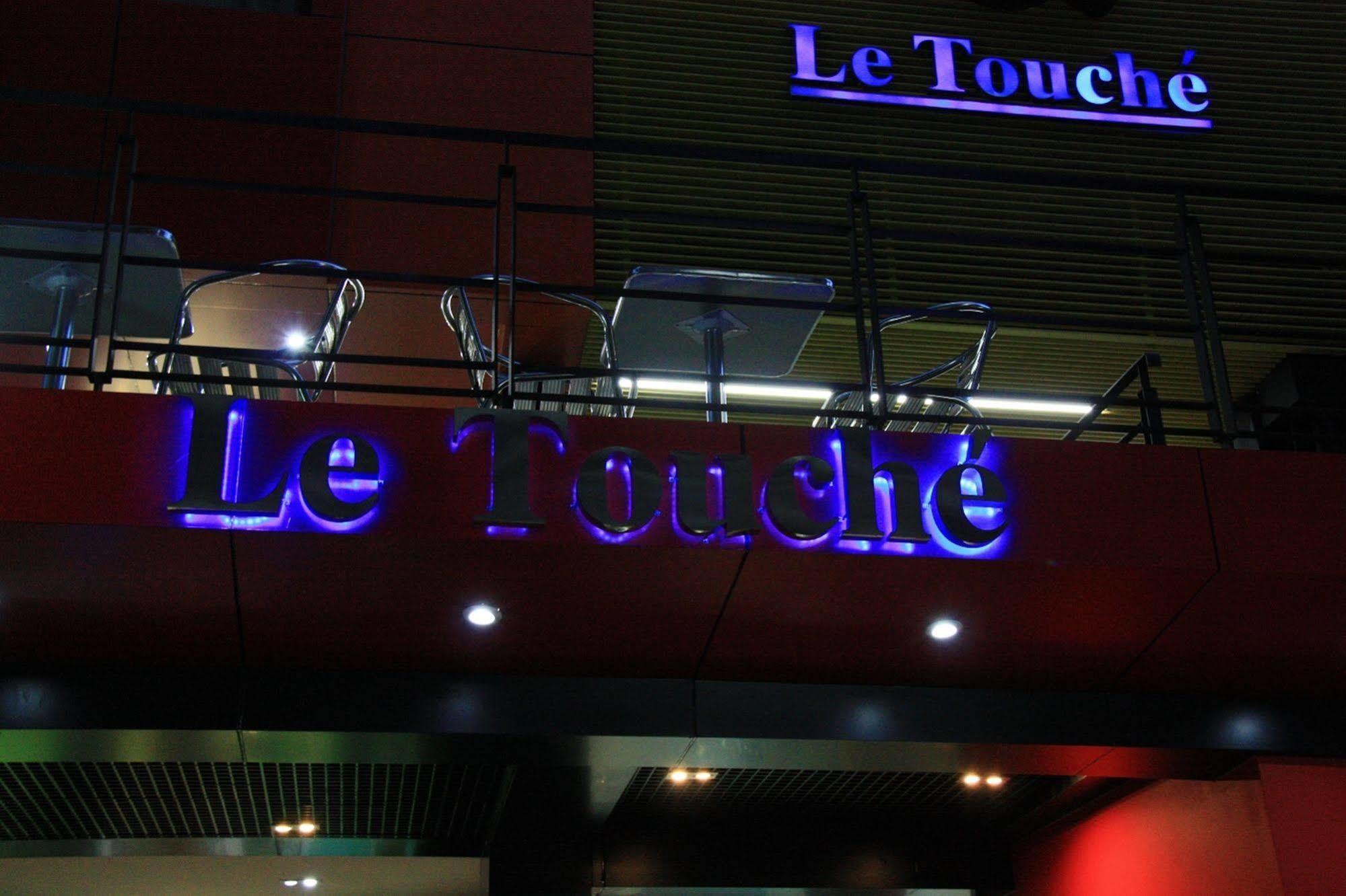 Le Touche Hotel Bangkok Eksteriør billede