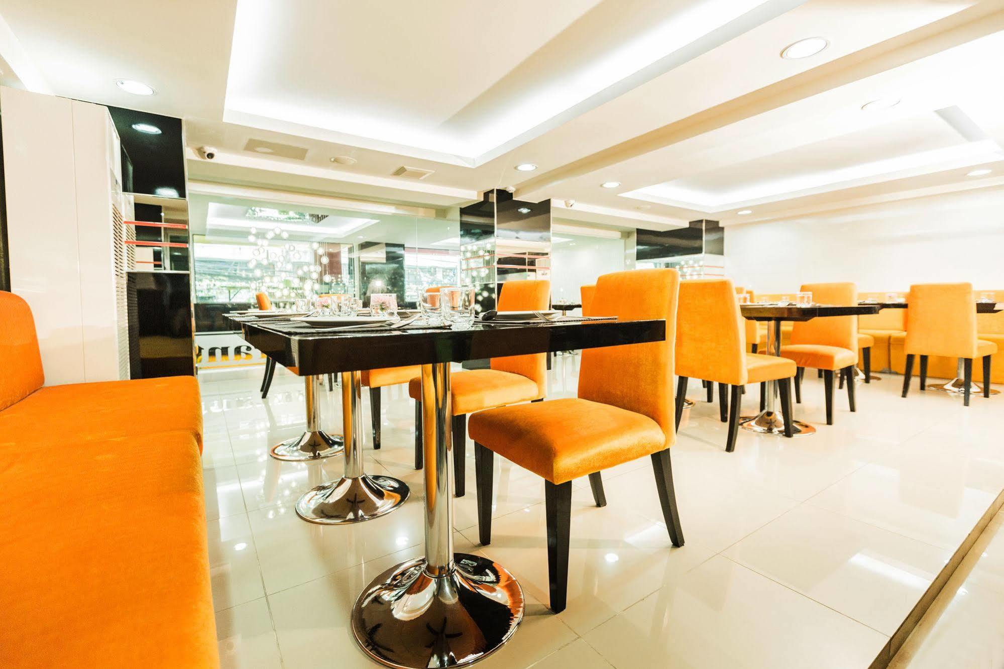 Le Touche Hotel Bangkok Eksteriør billede