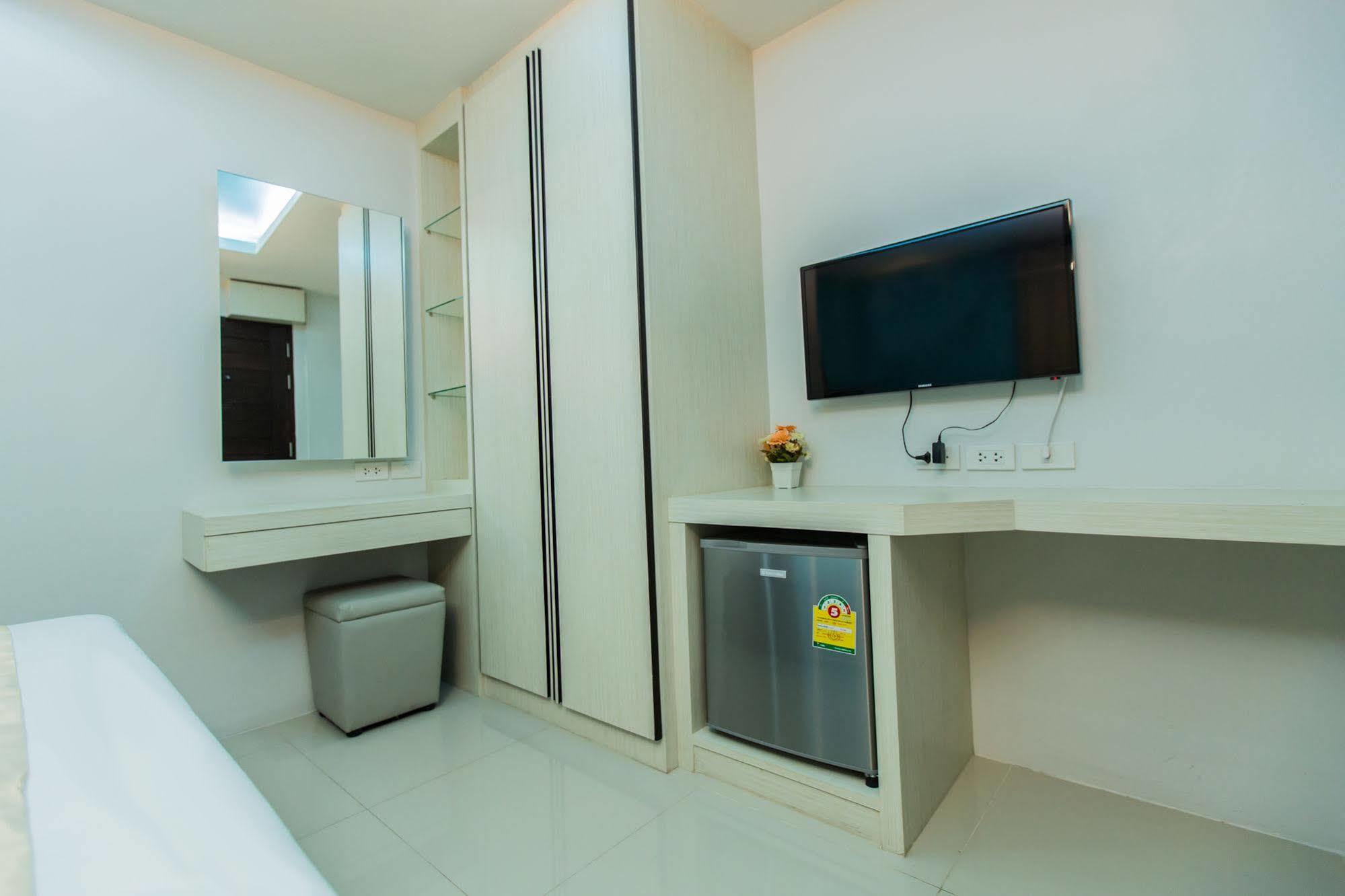 Le Touche Hotel Bangkok Eksteriør billede