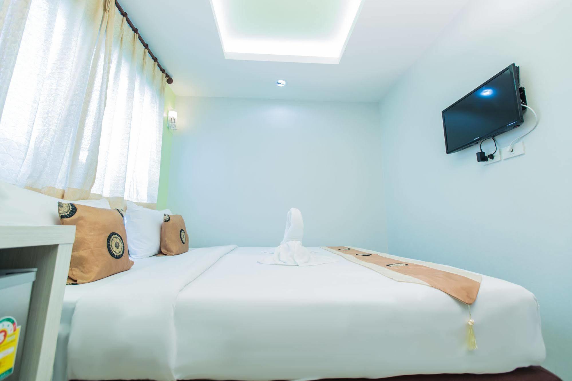 Le Touche Hotel Bangkok Eksteriør billede