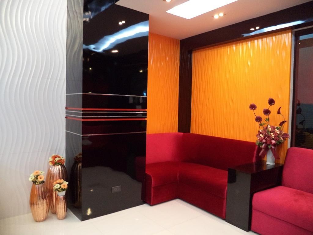 Le Touche Hotel Bangkok Eksteriør billede