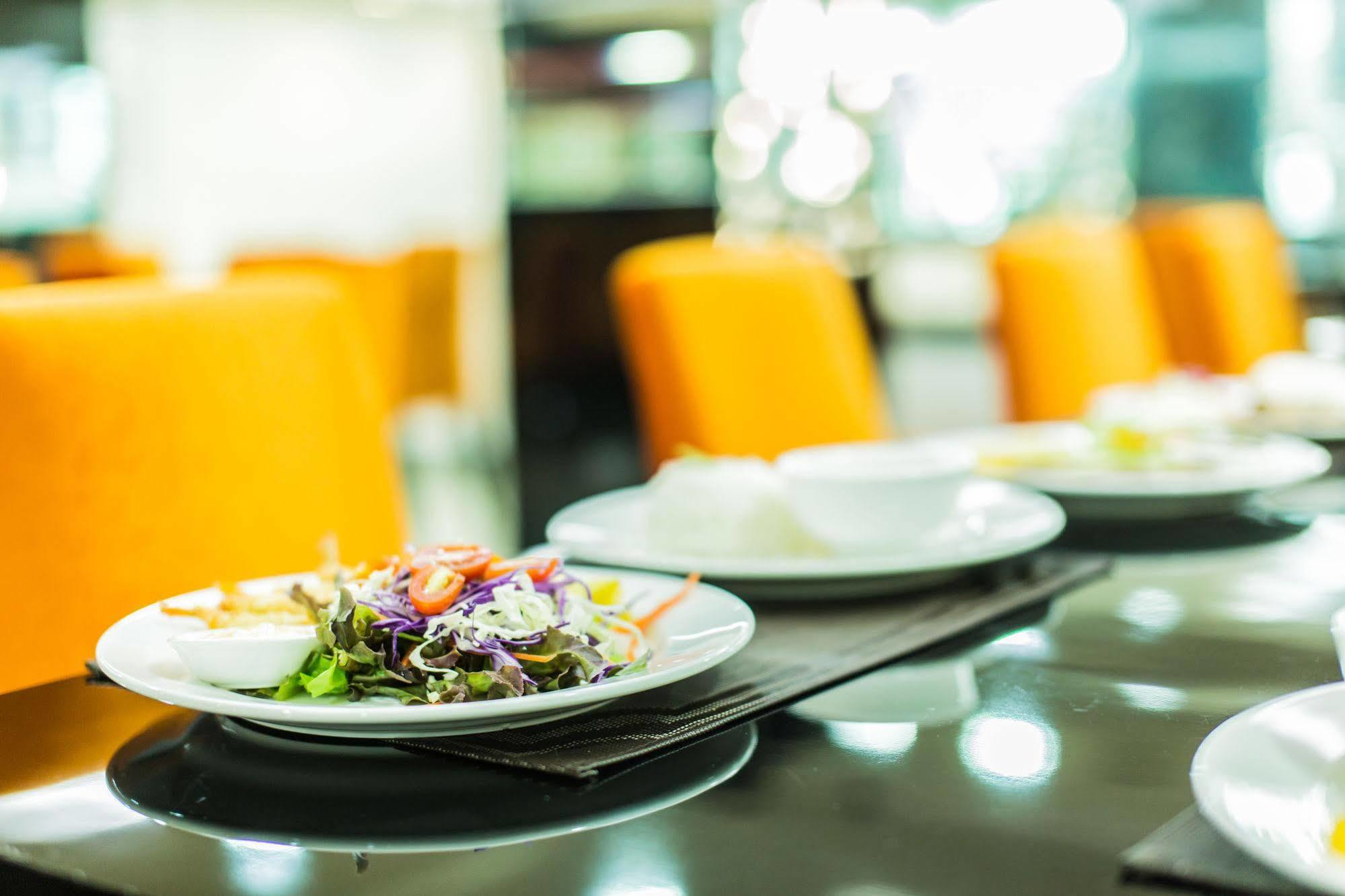 Le Touche Hotel Bangkok Eksteriør billede